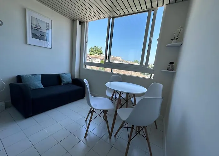 Port Vauban. Apartamento *