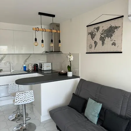 Port Vauban. Apartment Antibes